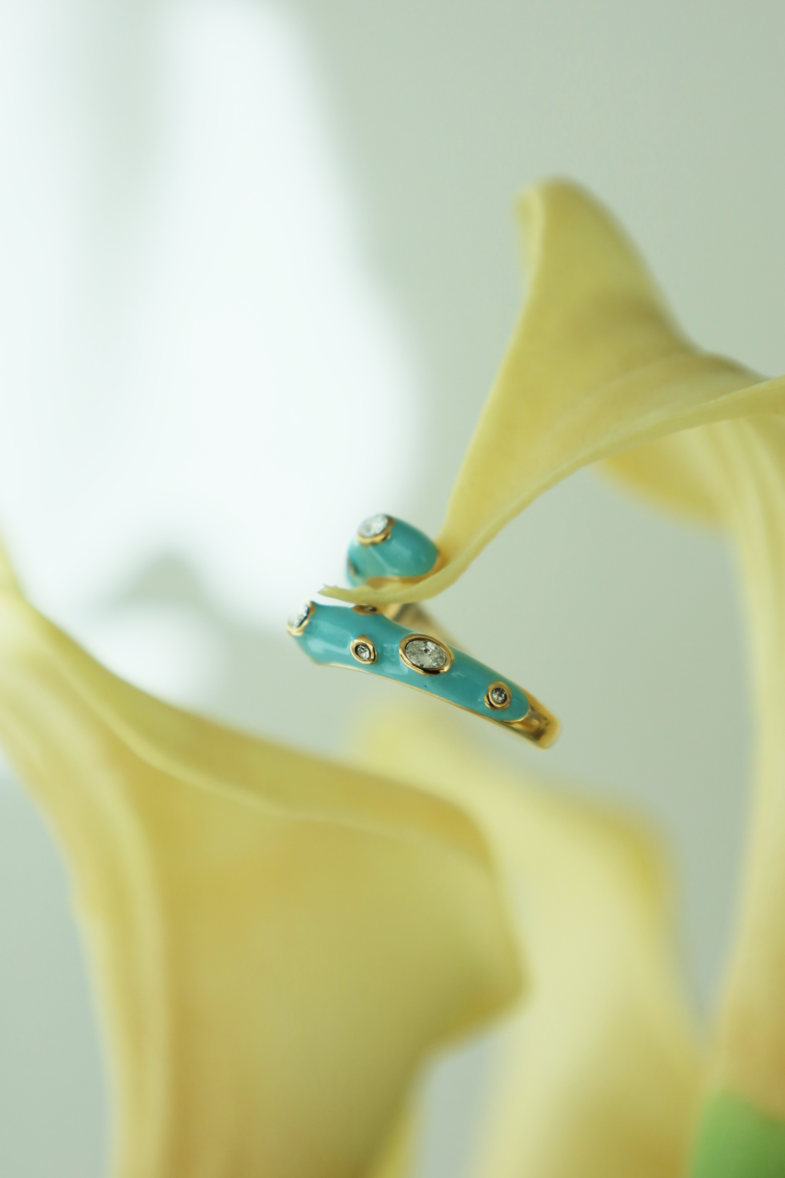 Majestic Glow Open Ring