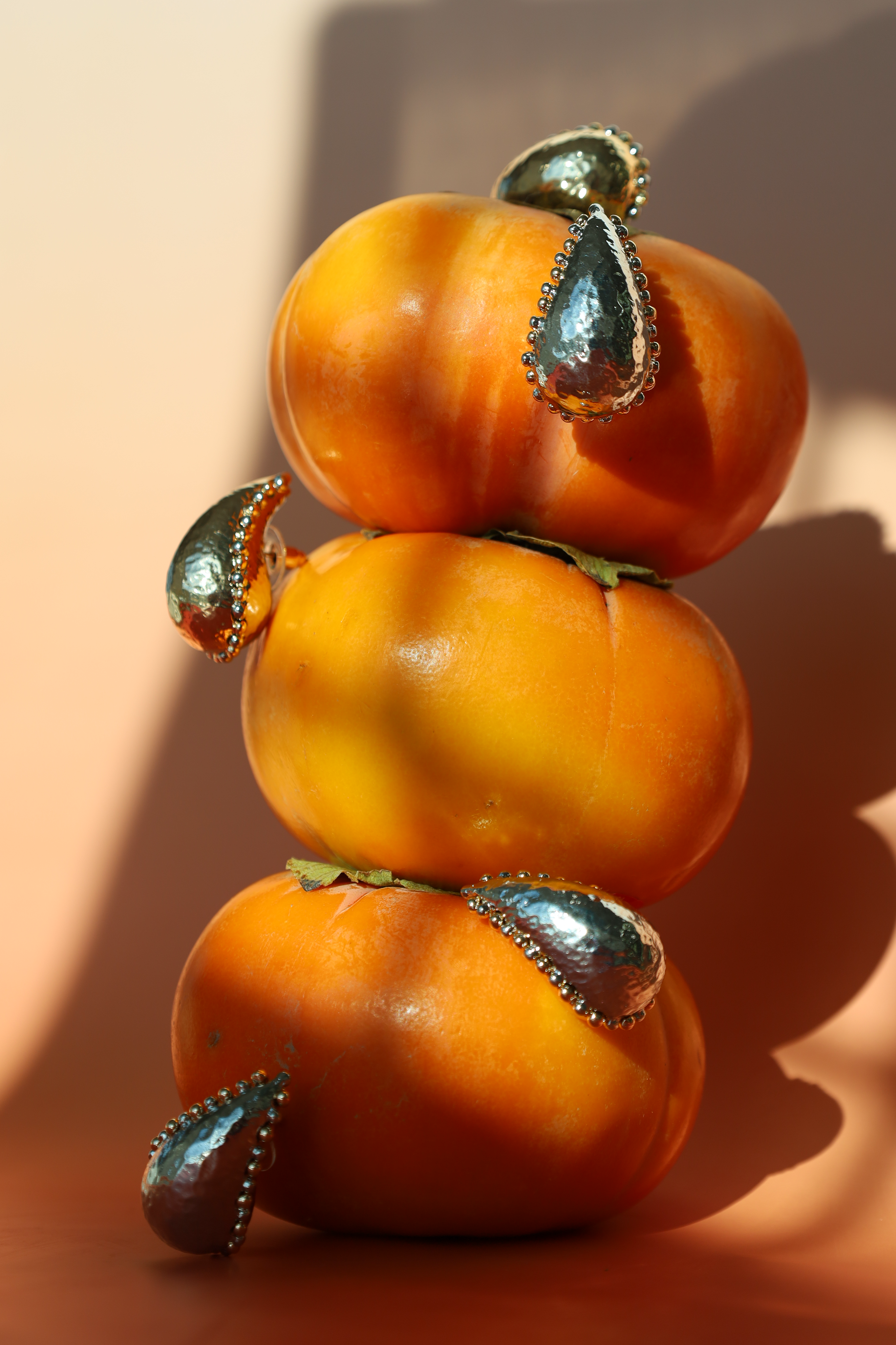 Stud Earring With Beaded Edge