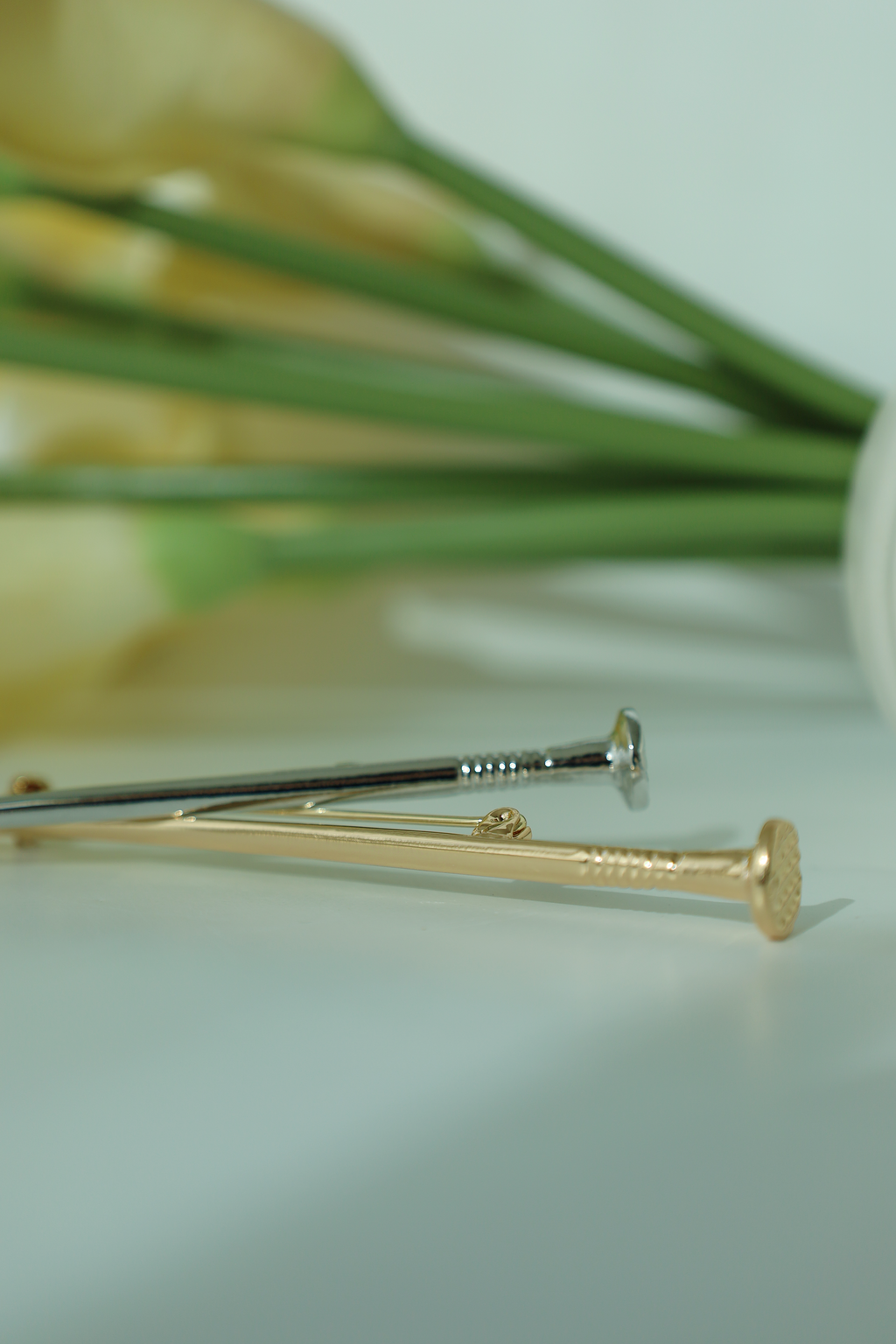 Modern Edge Nail pin