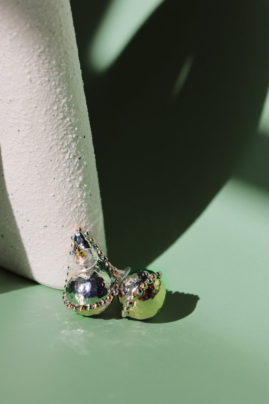 Stud Earring With Beaded Edge