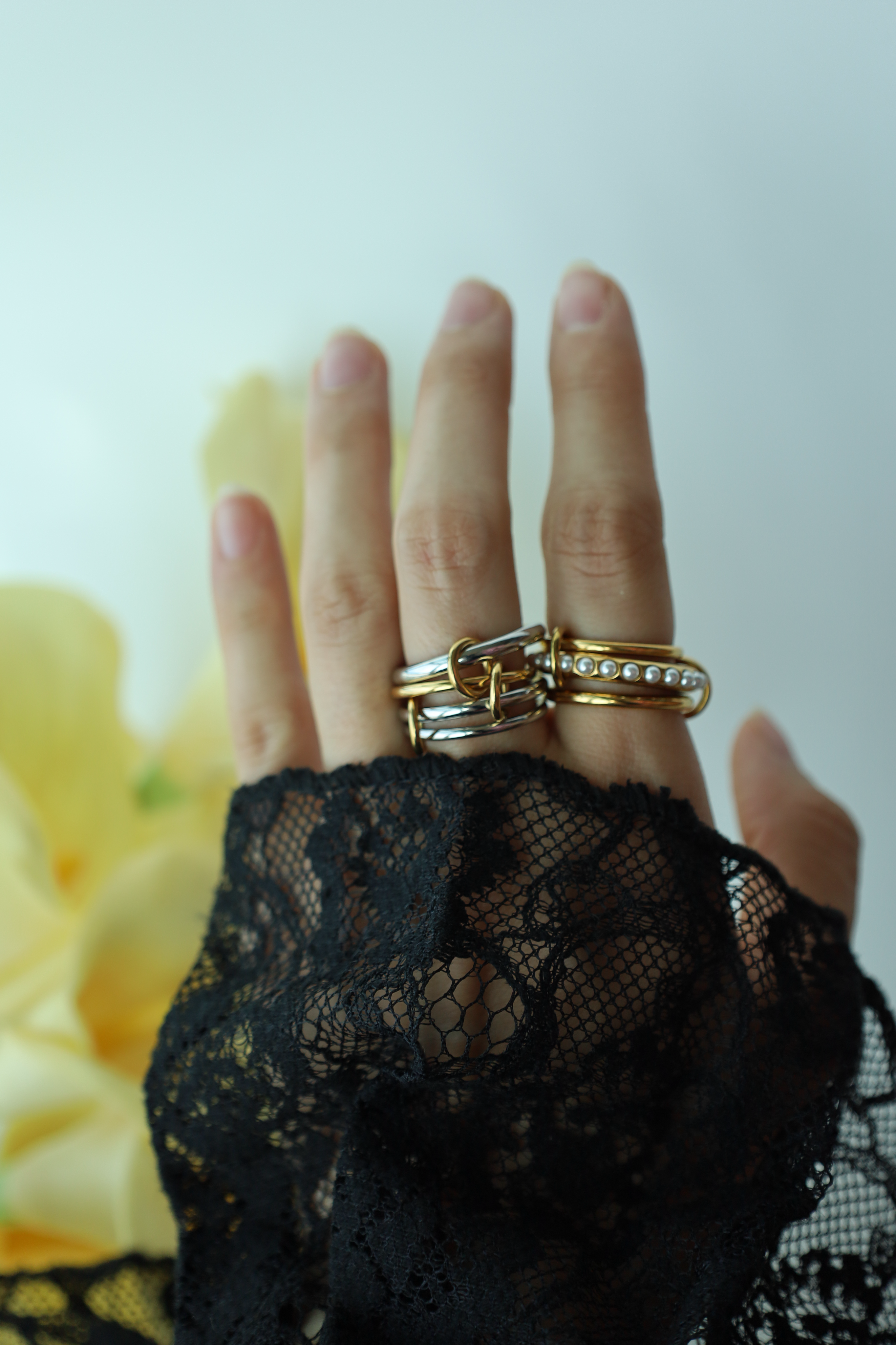 Double Circle Pearl Link Ring