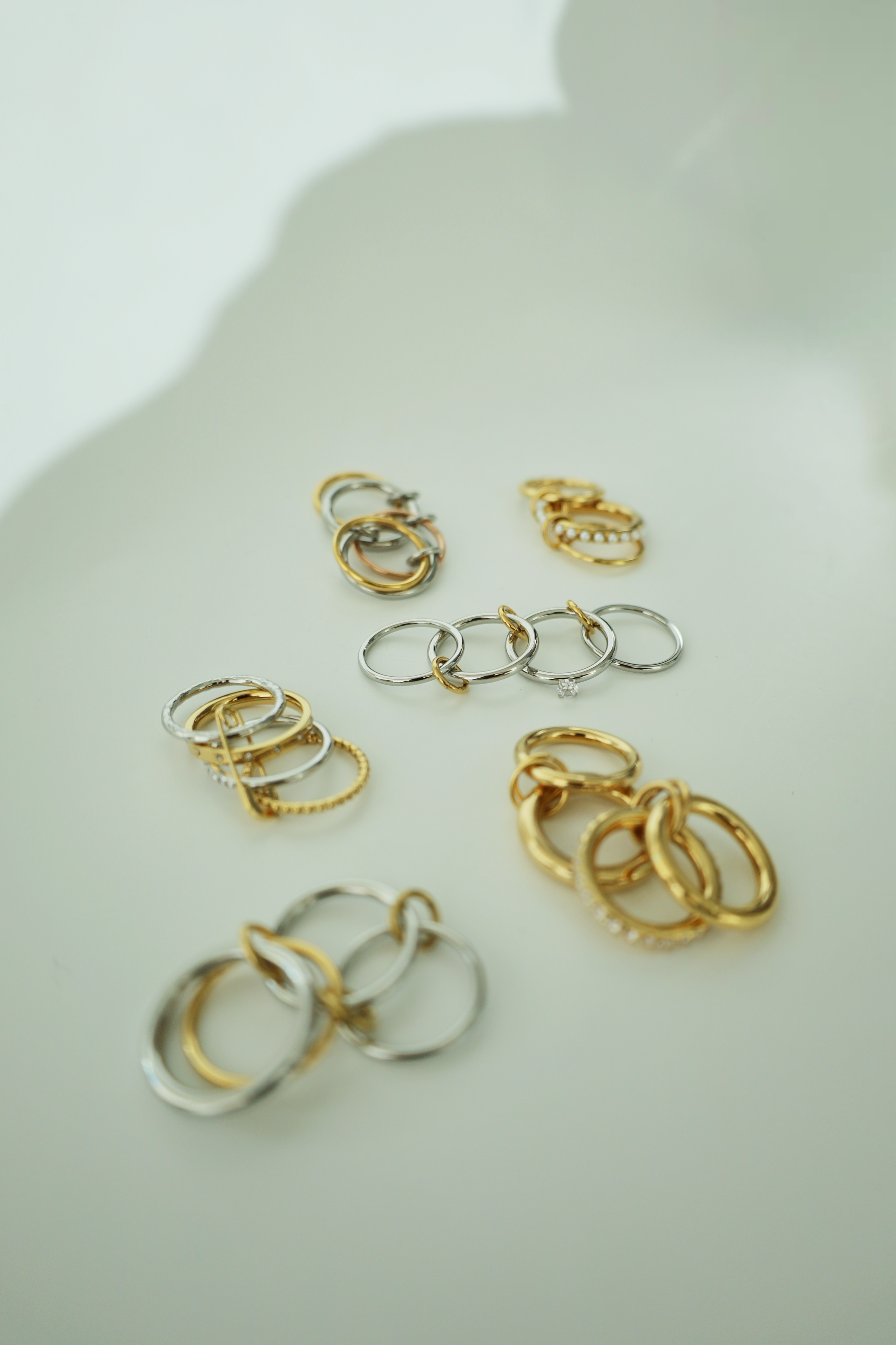 Double Circle Pearl Link Ring