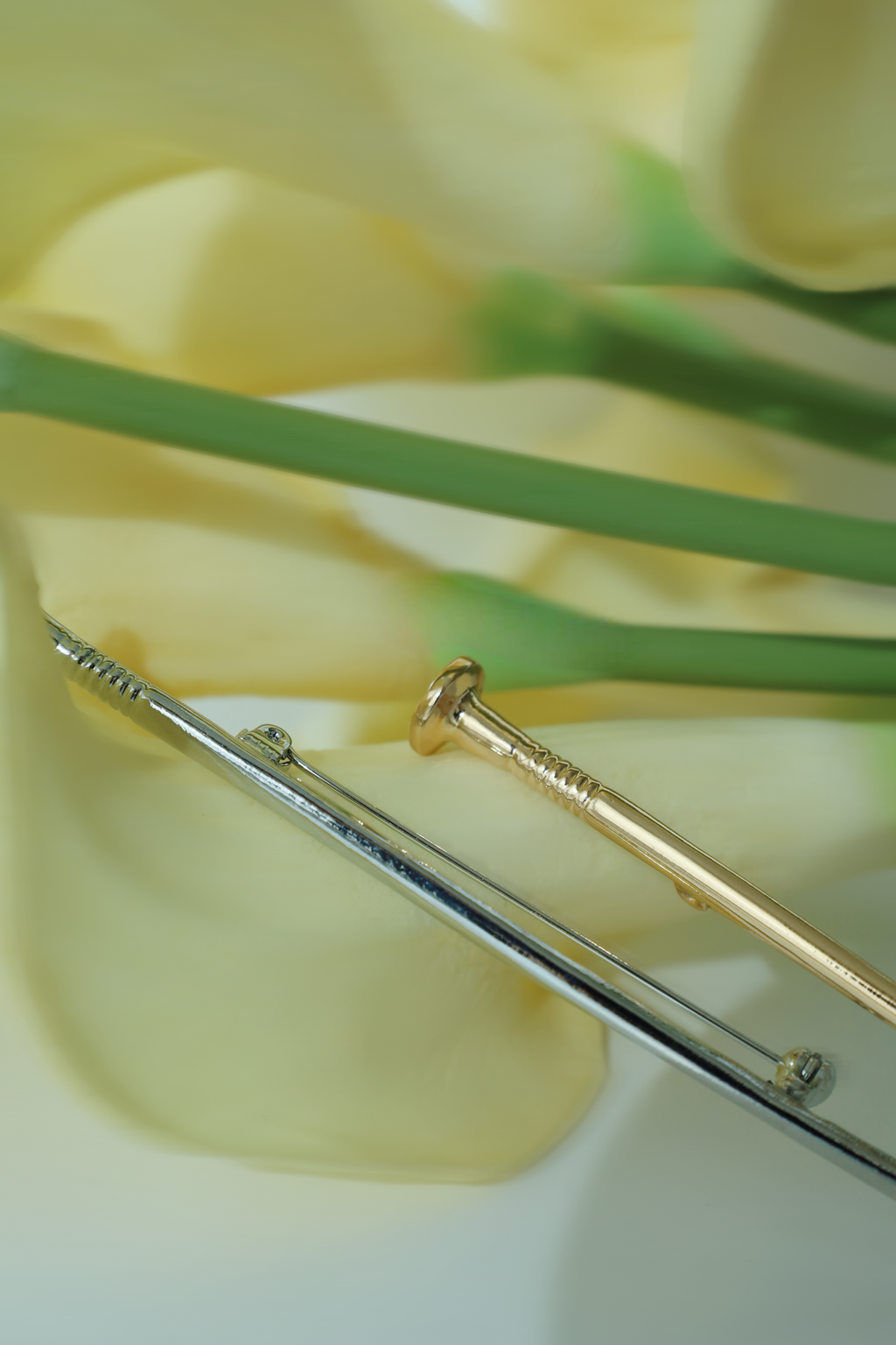 Modern Edge Nail pin