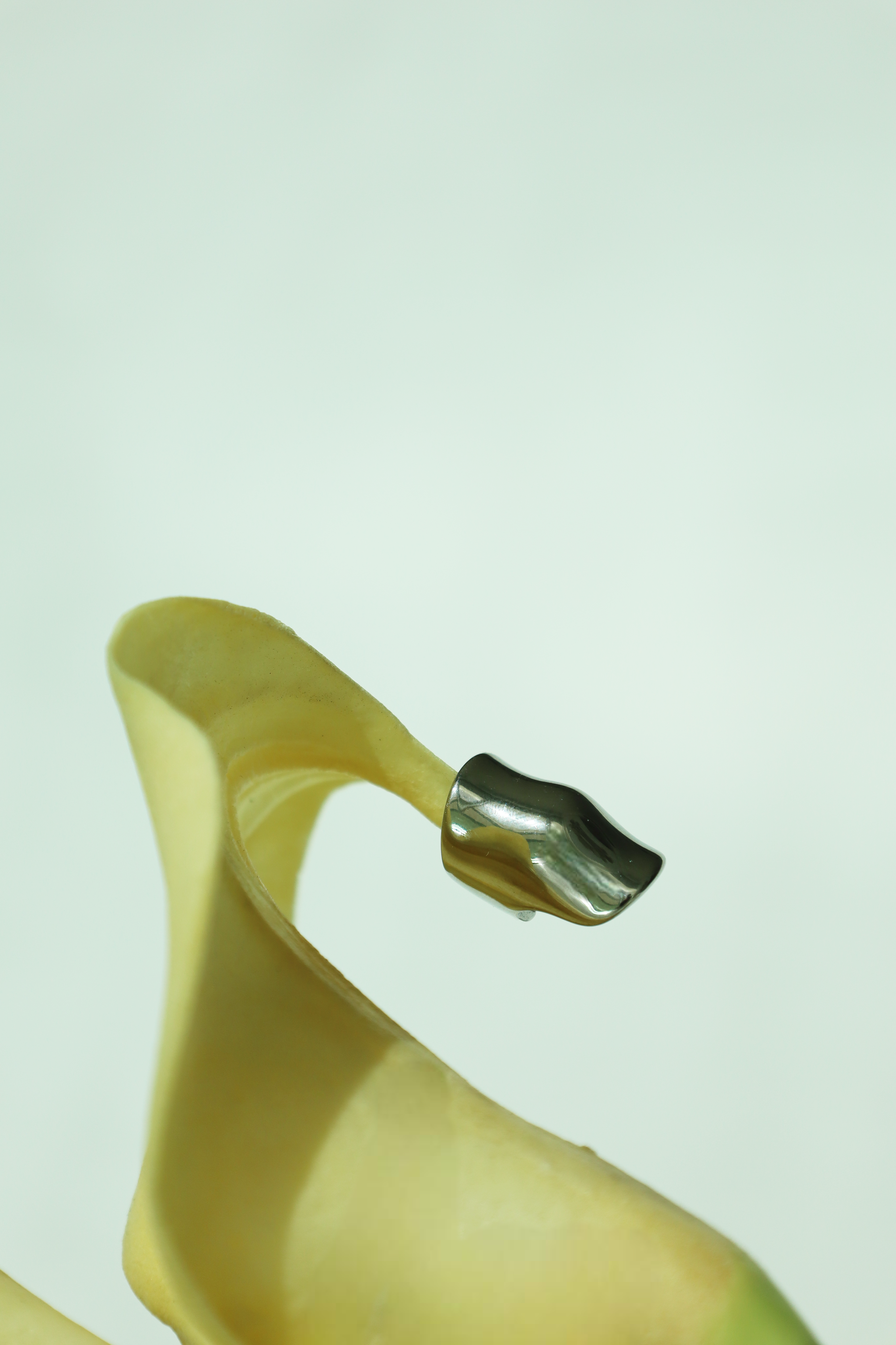 Sculpted Wave Ear Cuff