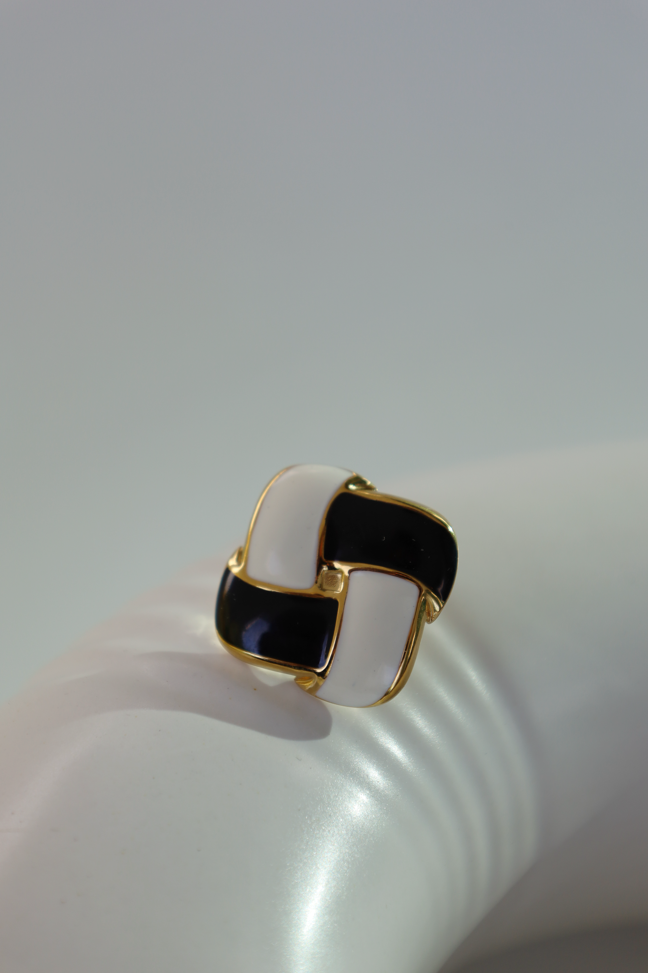 Black & White Sculpted Knot Earrings