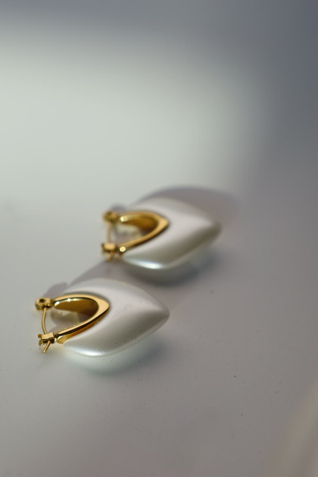 Heart Shell Drop Earrings