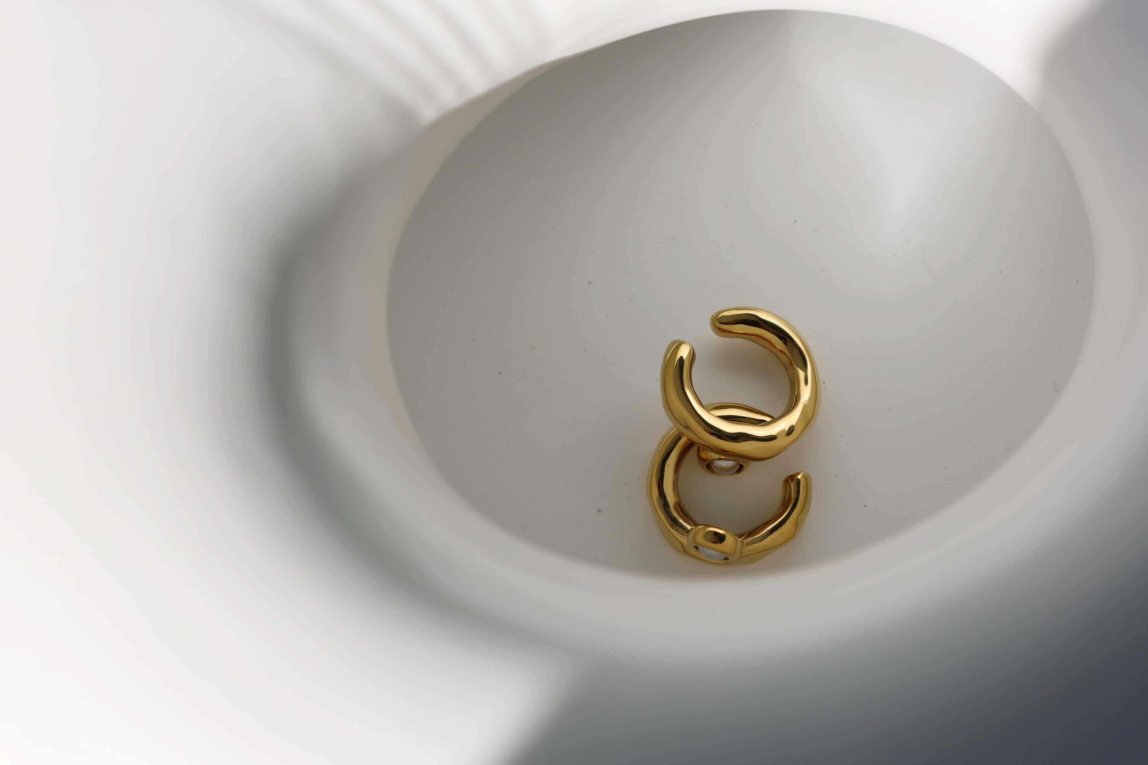 Gold Pearl Sculptural Ear Cuff
