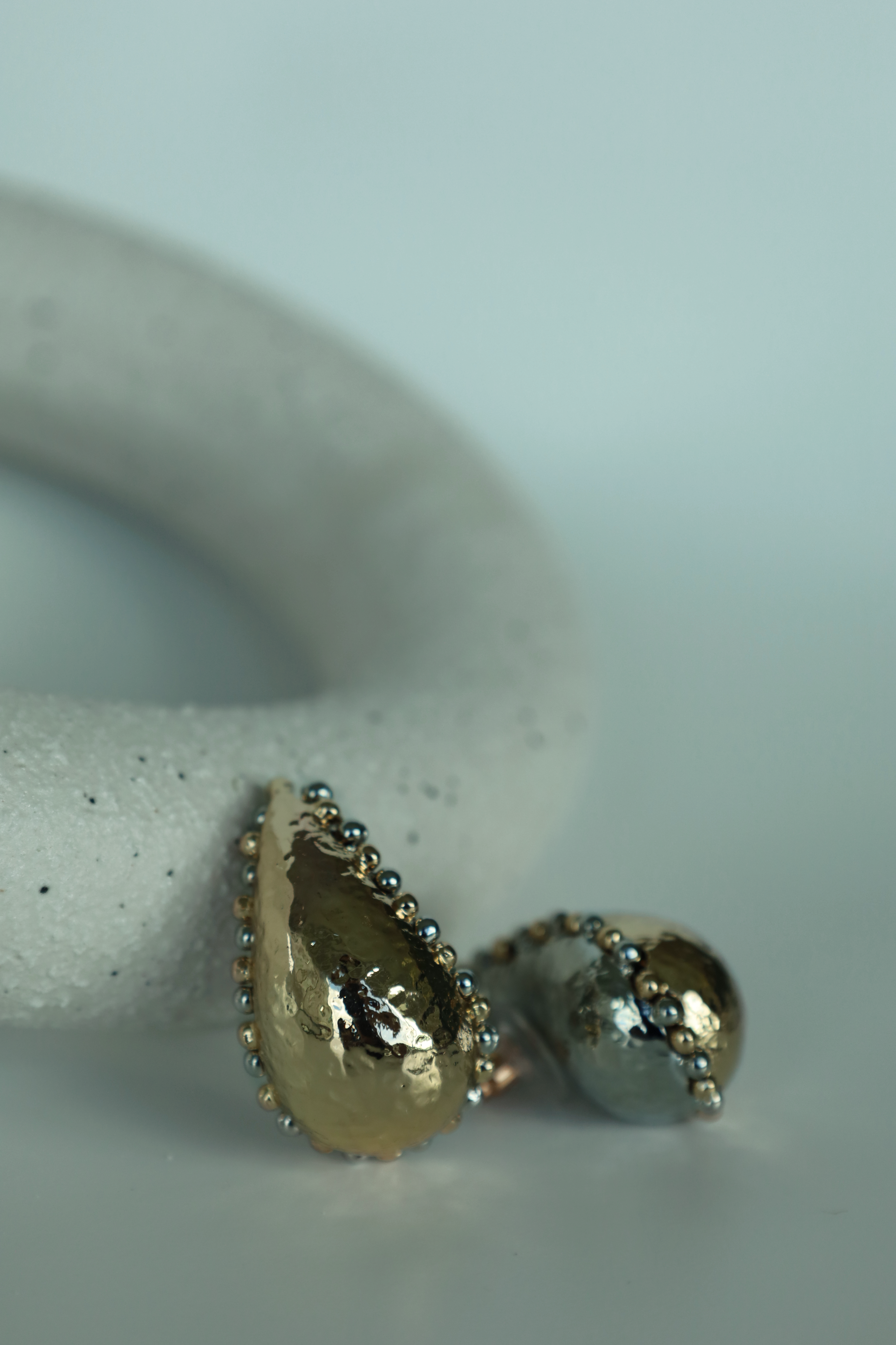 Stud Earring With Beaded Edge