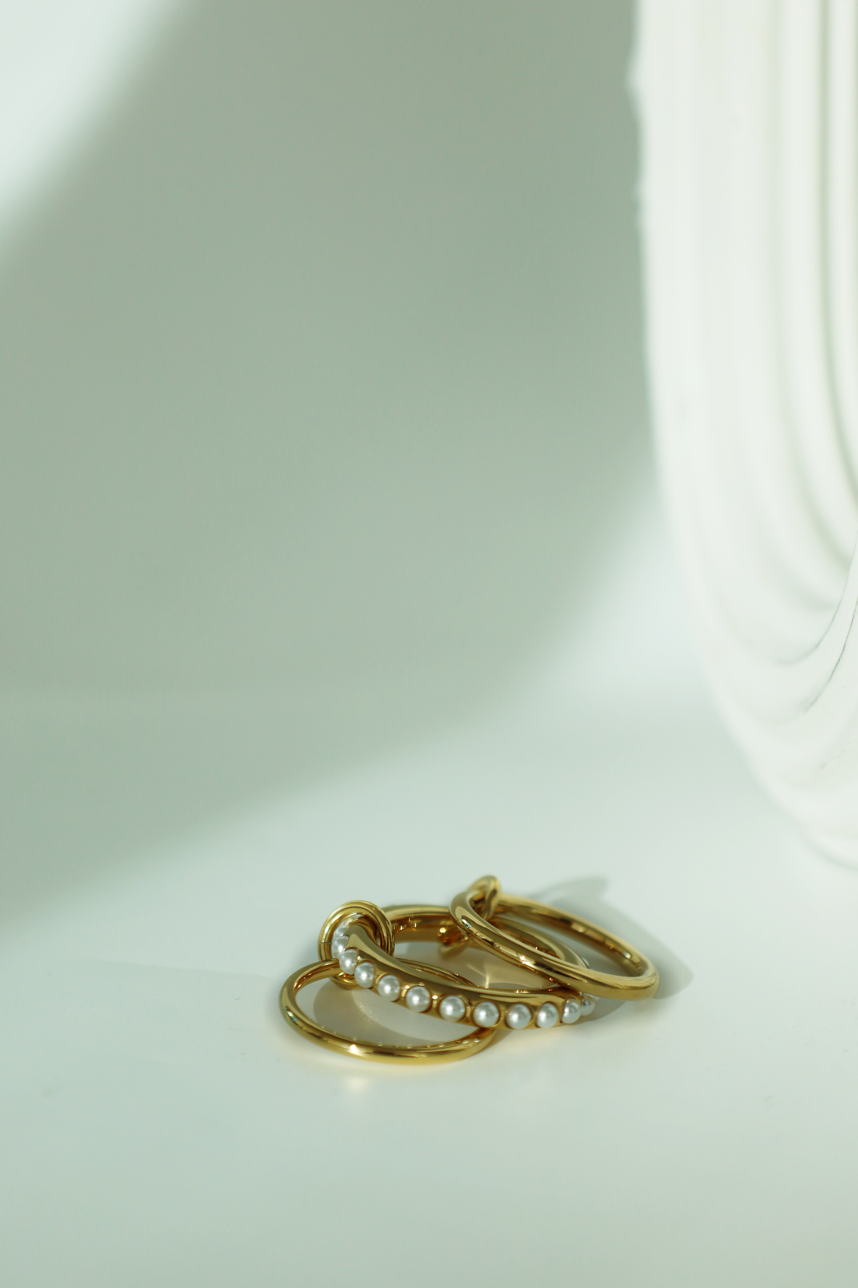 Double Circle Pearl Link Ring