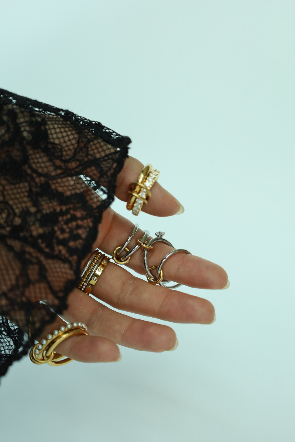 Double Circle Pearl Link Ring