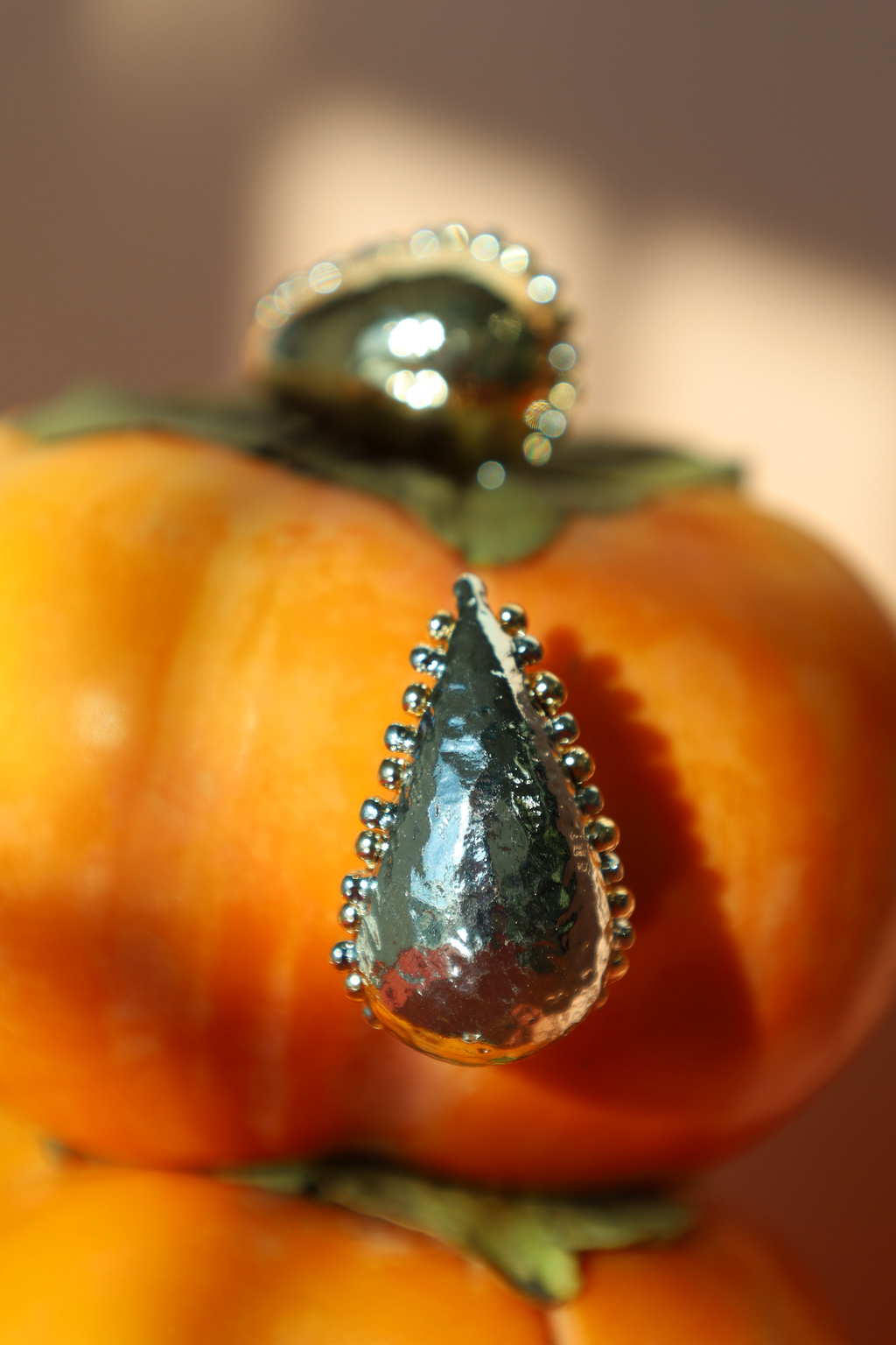 Stud Earring With Beaded Edge