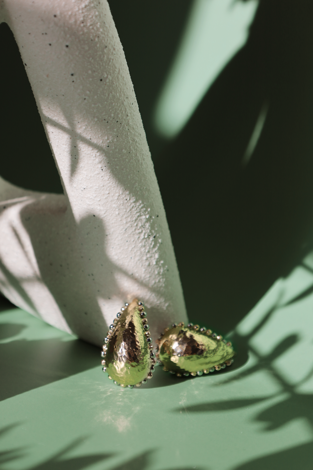 Stud Earring With Beaded Edge