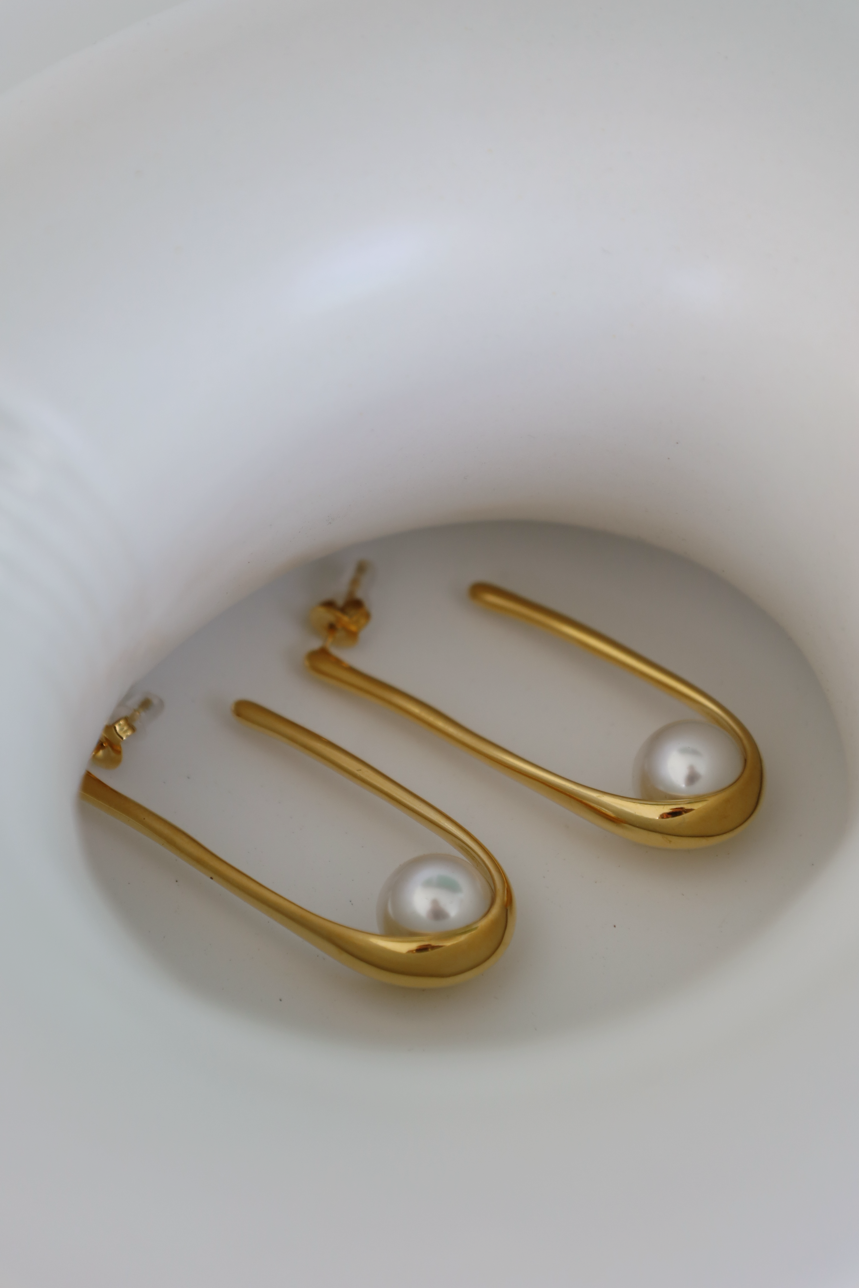 Open U-Shaped Pearl Drop Earrings