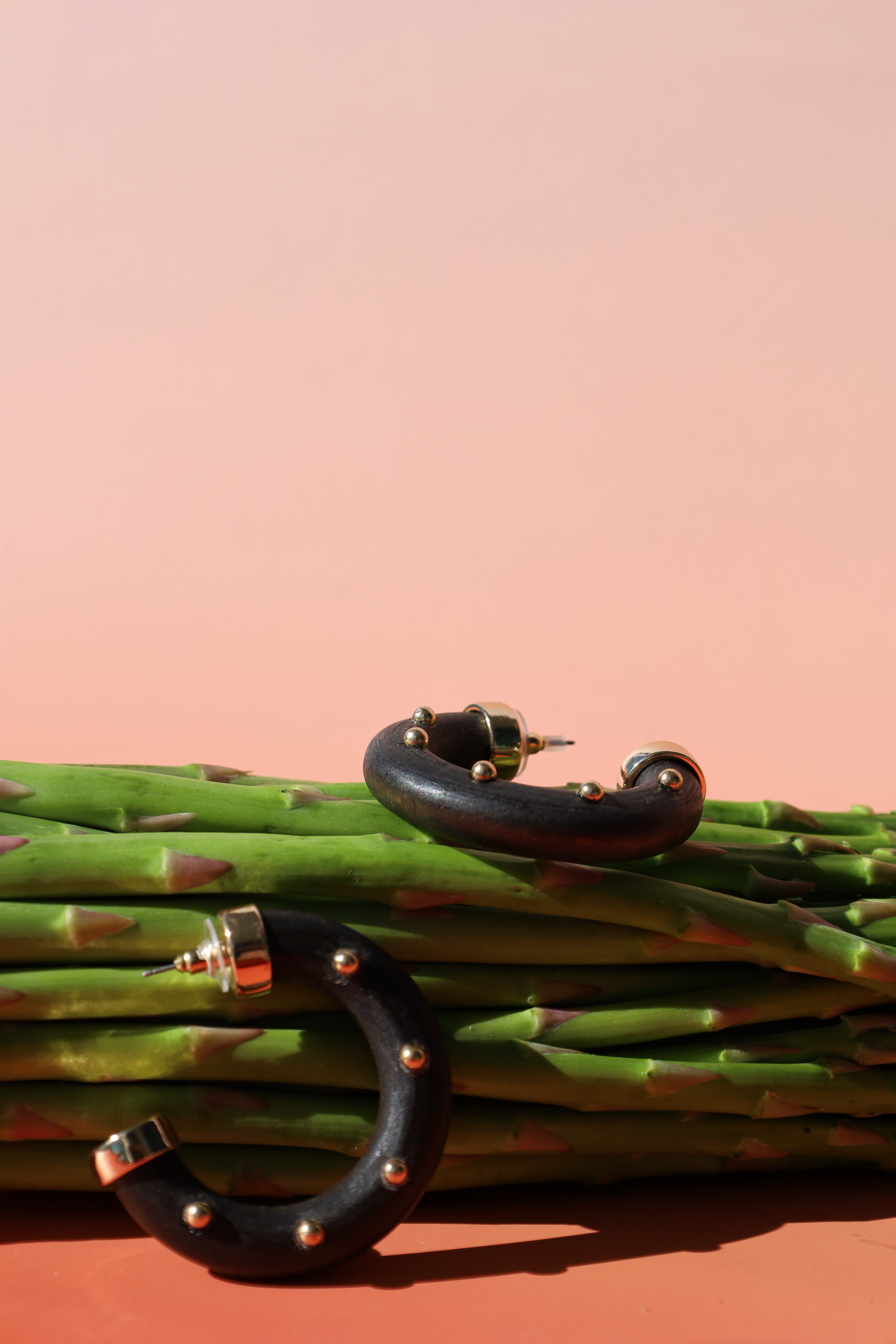 Modern Black Chunky Hoop