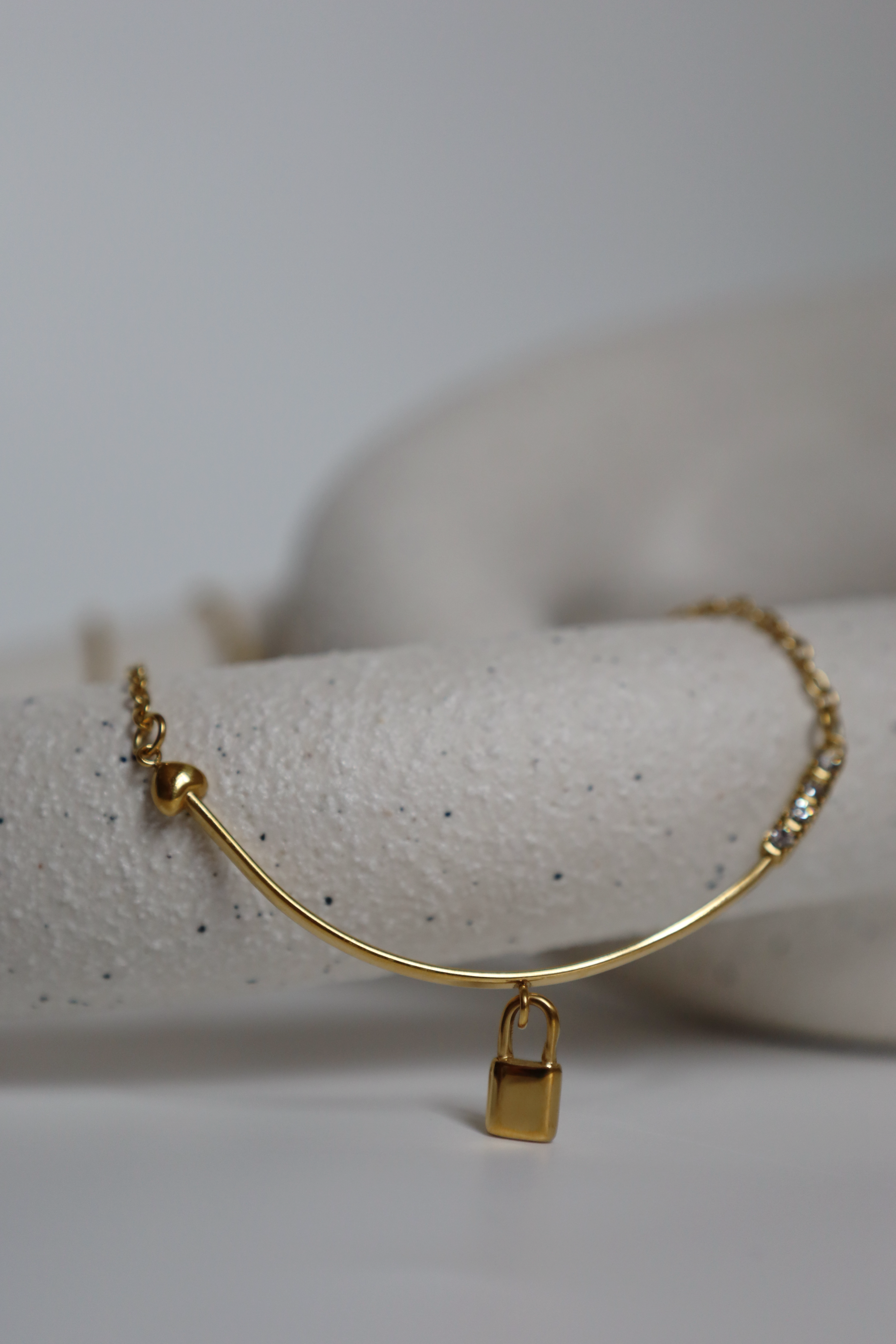 Lock & Heart Curve Pendant Necklace