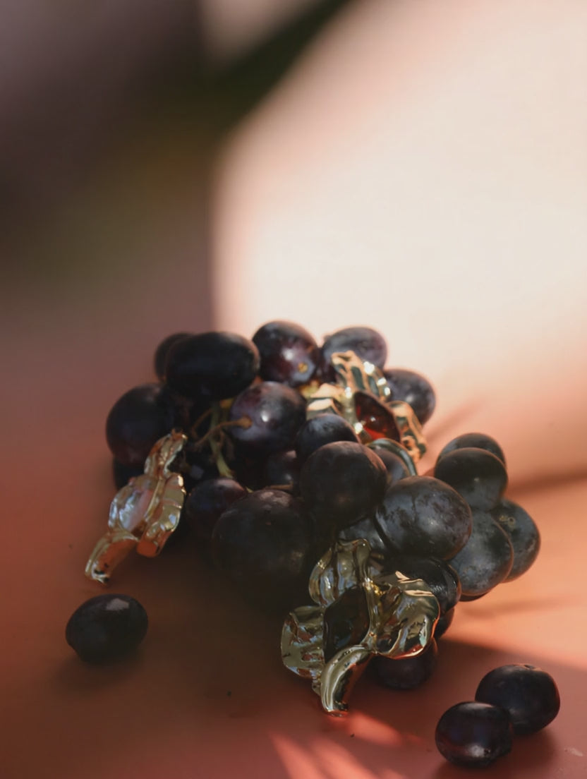 Molten Flowers Stud Texture